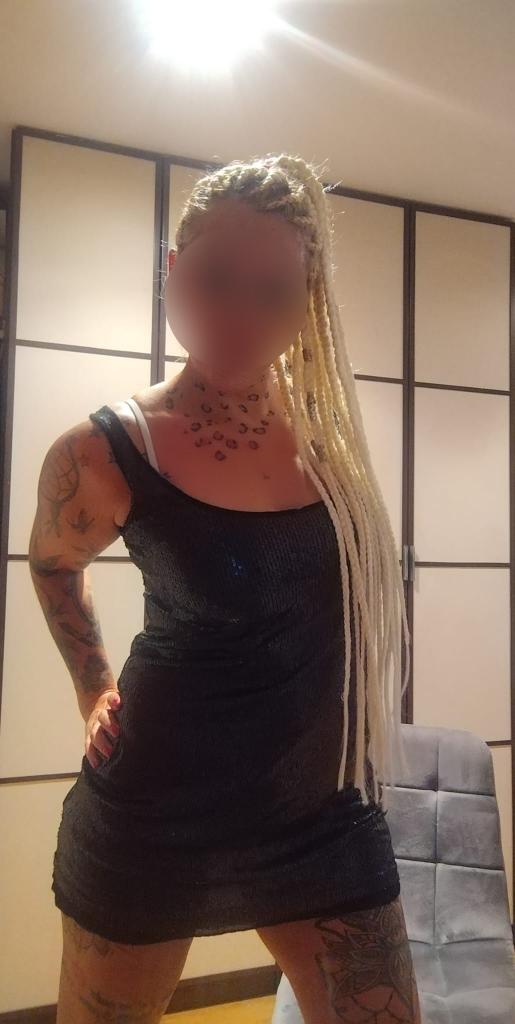 Chica busca chico en Lérida: 