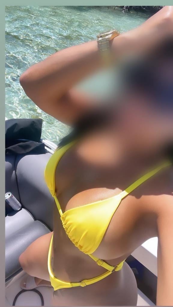 Chica busca chico en Tenerife: 