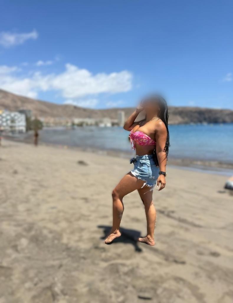 Chica busca chico en Tenerife: 