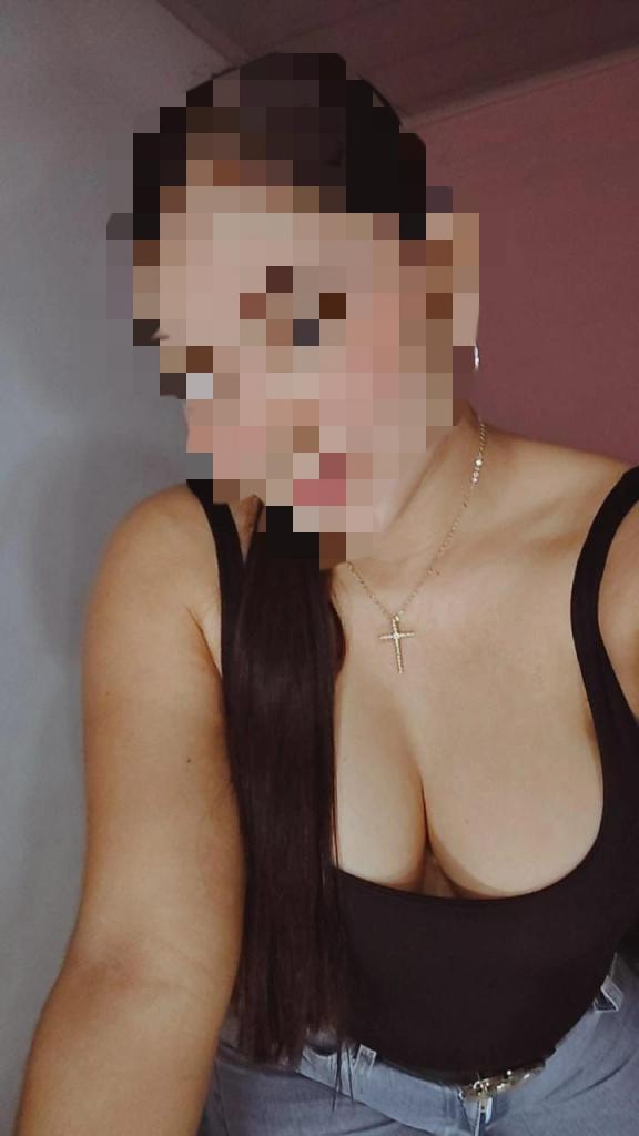 Chica busca chico en Granada: 