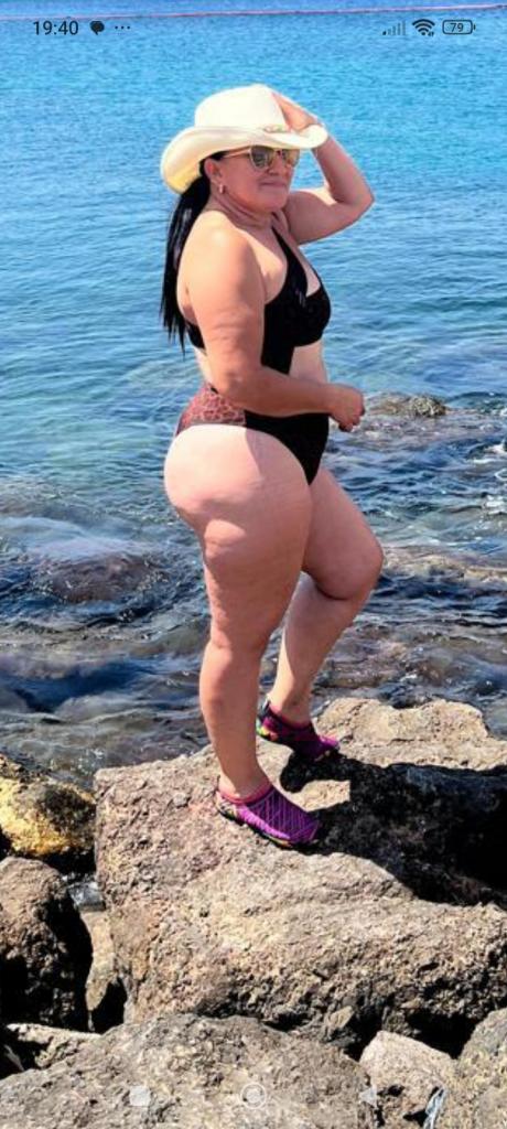 Chica busca chico en Murcia: 