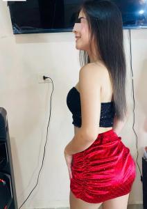603580363: Chica busca chico en Sevilla