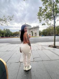613830157: Chica busca chico en Madrid