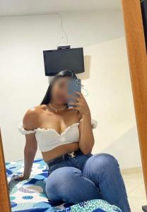 604364425: Chica busca chico en Cádiz