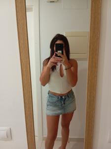641186948: Chica busca chico en Málaga