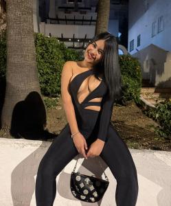 631521979: Chica busca chico en Málaga