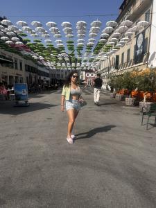 661013189: Chica busca chico en Lugo
