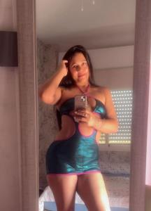 627567327: Chica busca chico en Almería