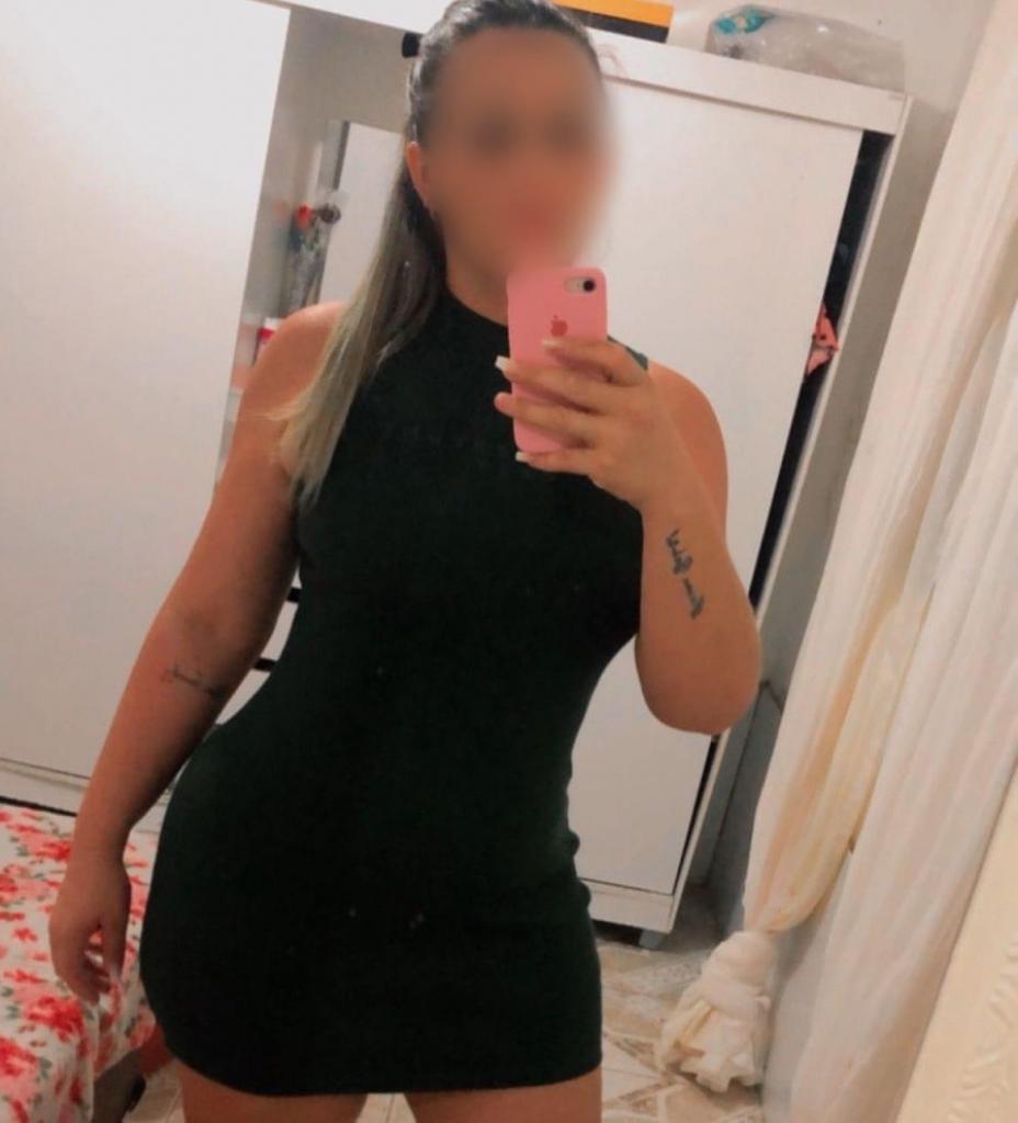 Chica busca chico en Granada: 