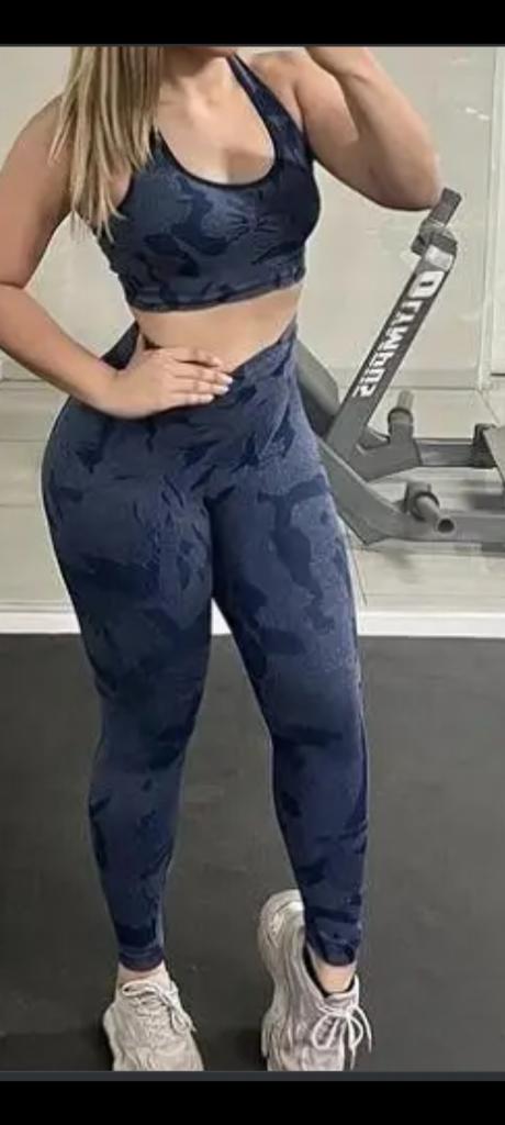 Chica busca chico en Almería: 
