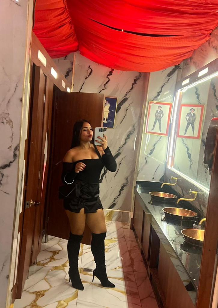 Chica busca chico en Alicante: 