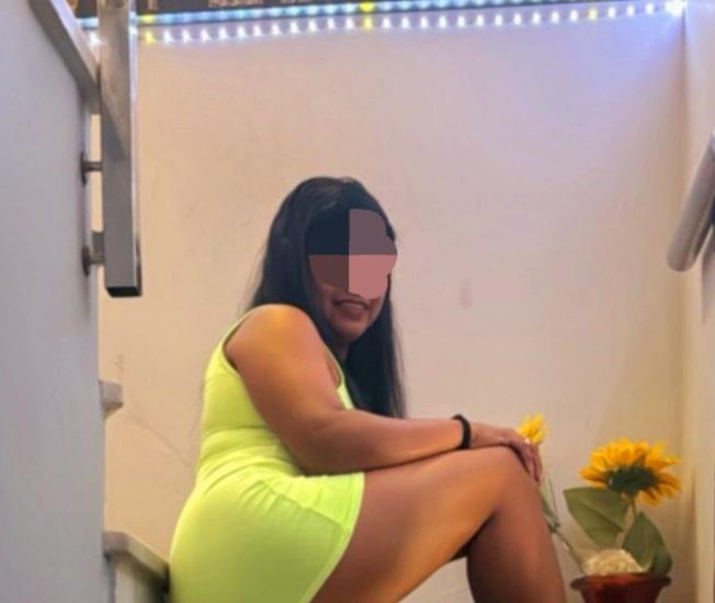 Chica busca chico en Almería: 