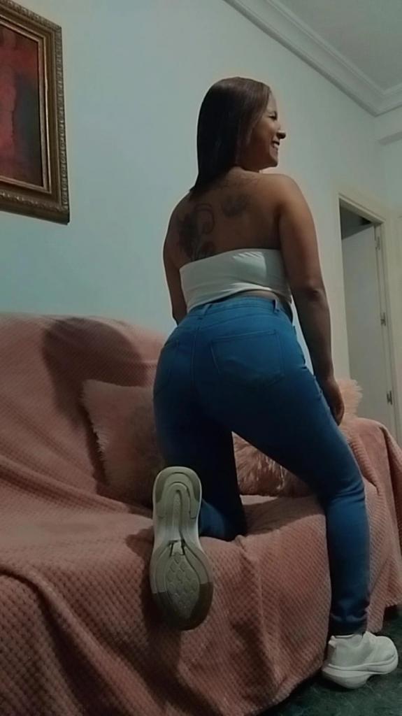 632784081: Chica busca chico en Murcia