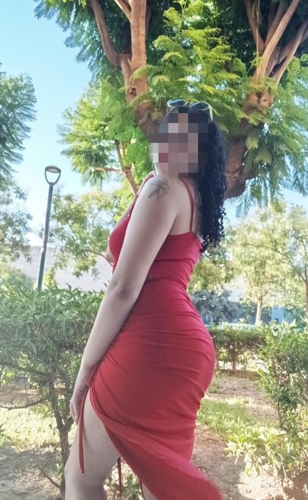 Chica busca chico en Granada: 