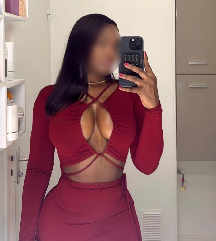 Chica busca chico en La Coruña: 