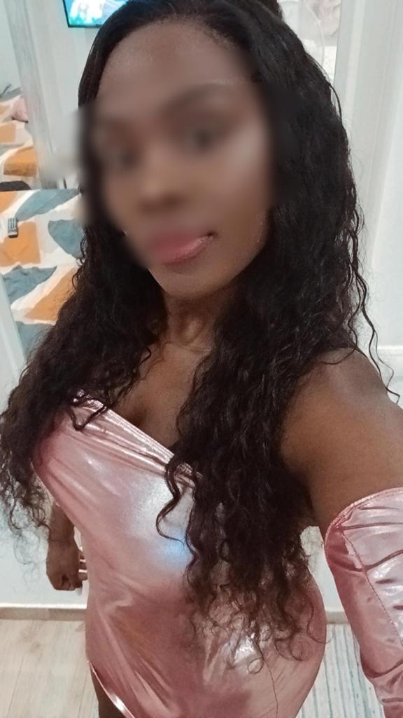 Chica busca chico en Mallorca: 