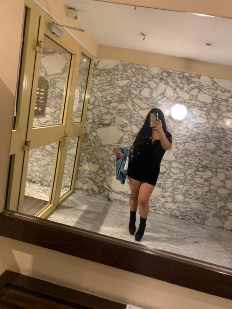 Chica busca chico en Sevilla: 