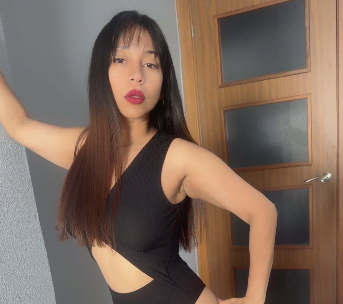 Chica busca chico en Almería: 