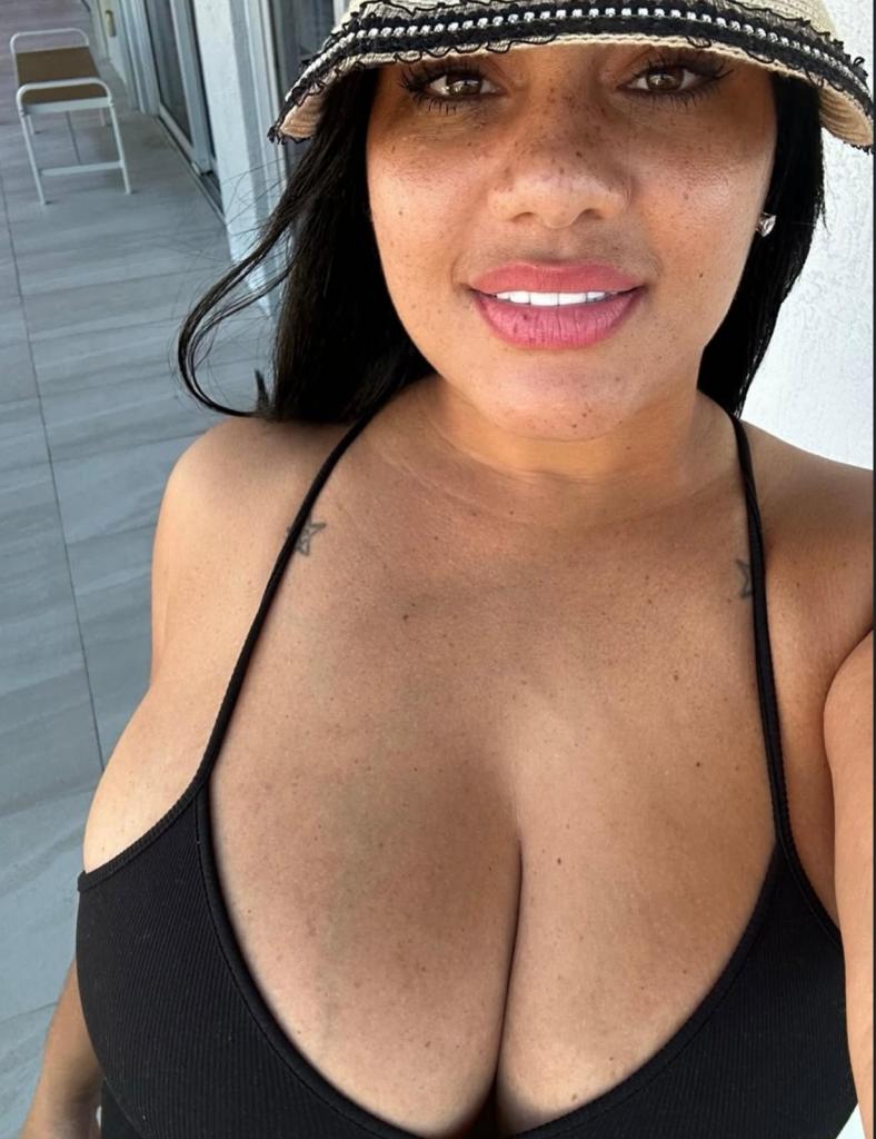 613607040: Chica busca chico en Málaga