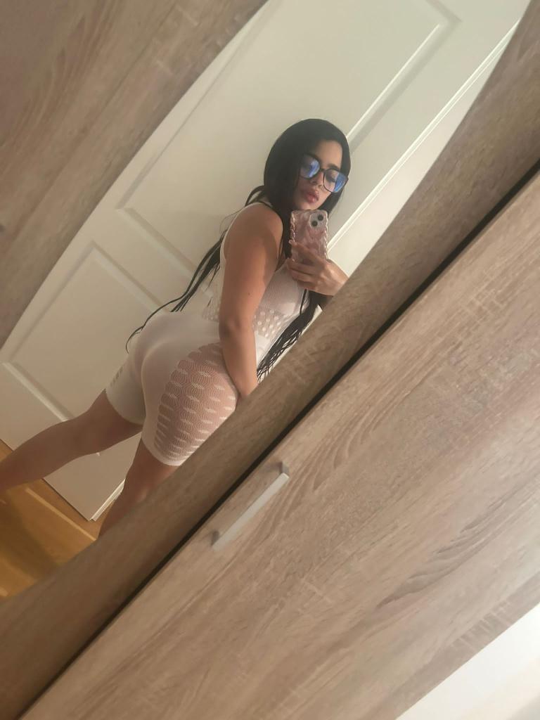 Chica busca chico en Alicante: 