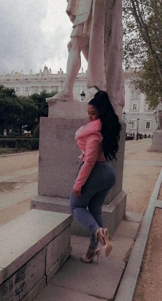 Chica busca chico en Almería: 