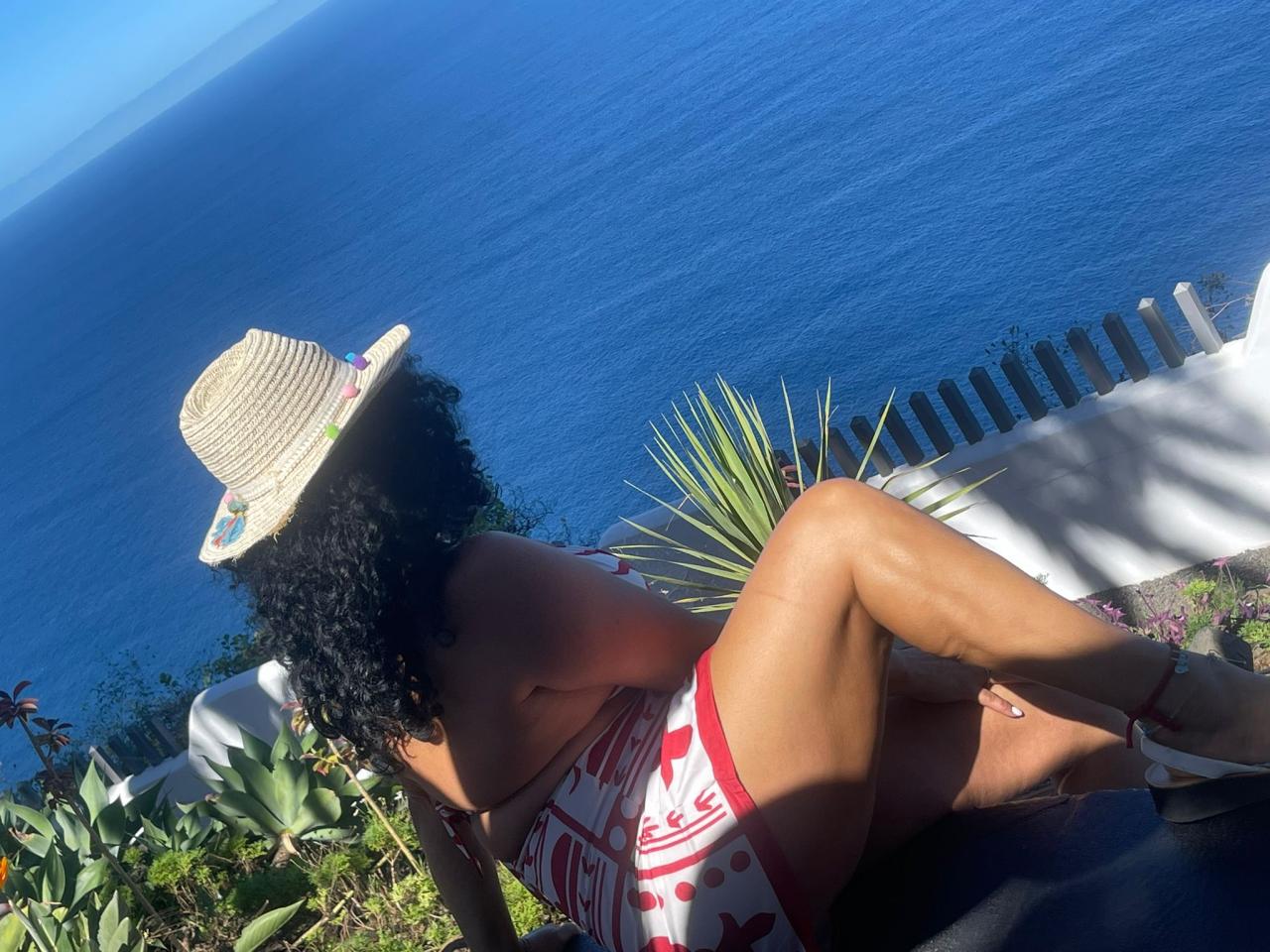 Chica busca chico en Tenerife: 