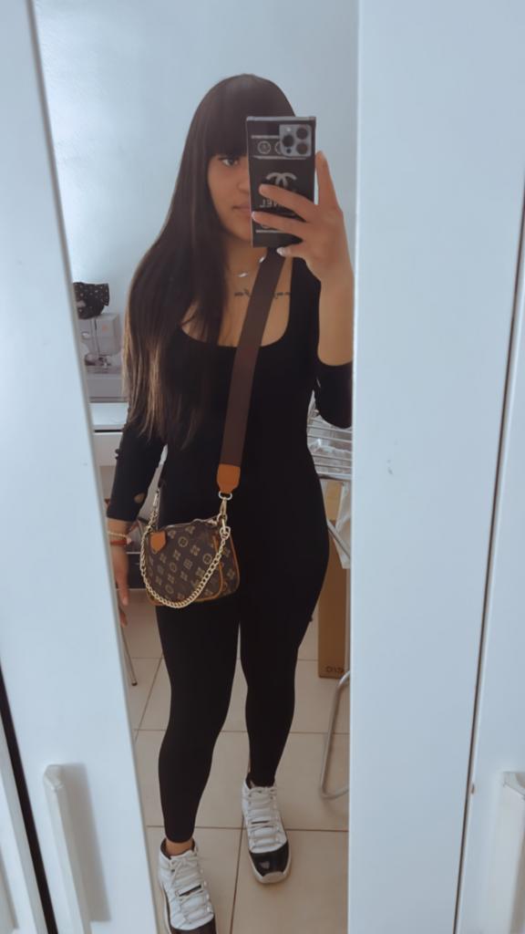 Chica busca chico en La Coruña: 
