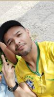 674634203: Chico busca chica en Pontevedra