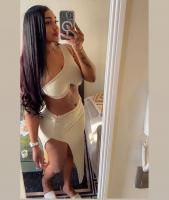 611251088: Chica busca chico en Málaga