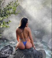 632196104: Chica busca chico en Barcelona