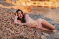 633053779: Chica busca chico en Gerona