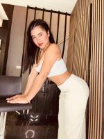 631521979: Chica busca chico en Málaga