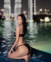 688004508: Chica busca chico en Gerona