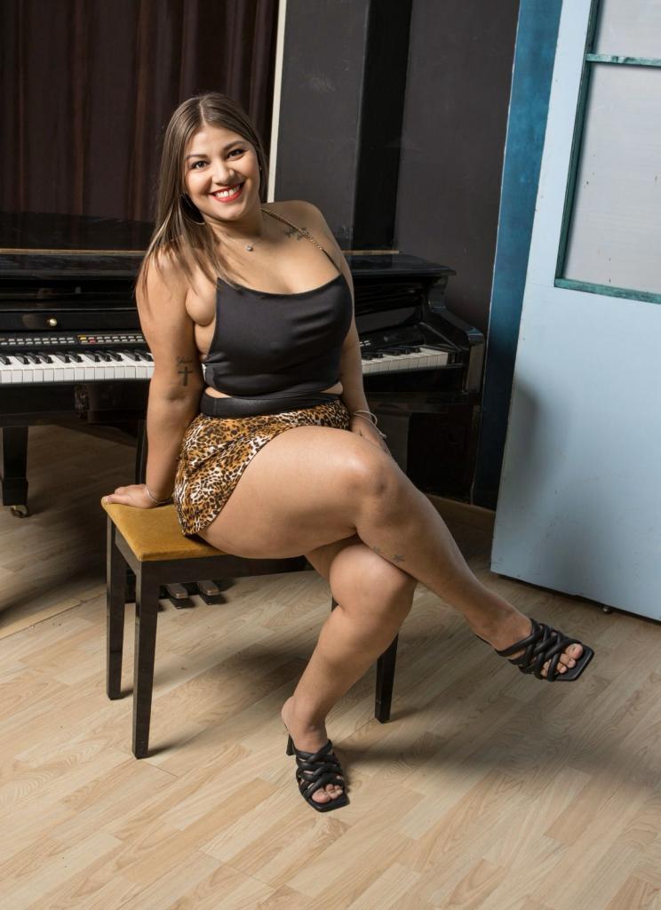 Chica busca chico en Lugo: 