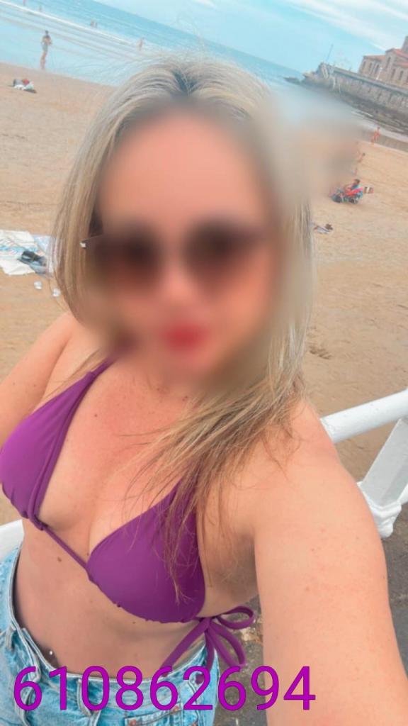 Chica busca chico en La Coruña: 