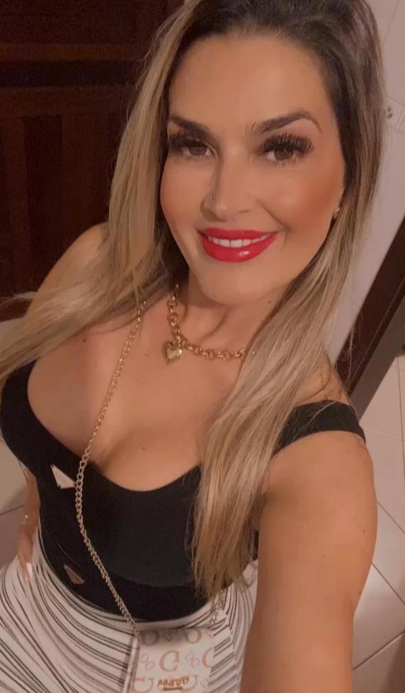Chica busca chico en Tenerife: 