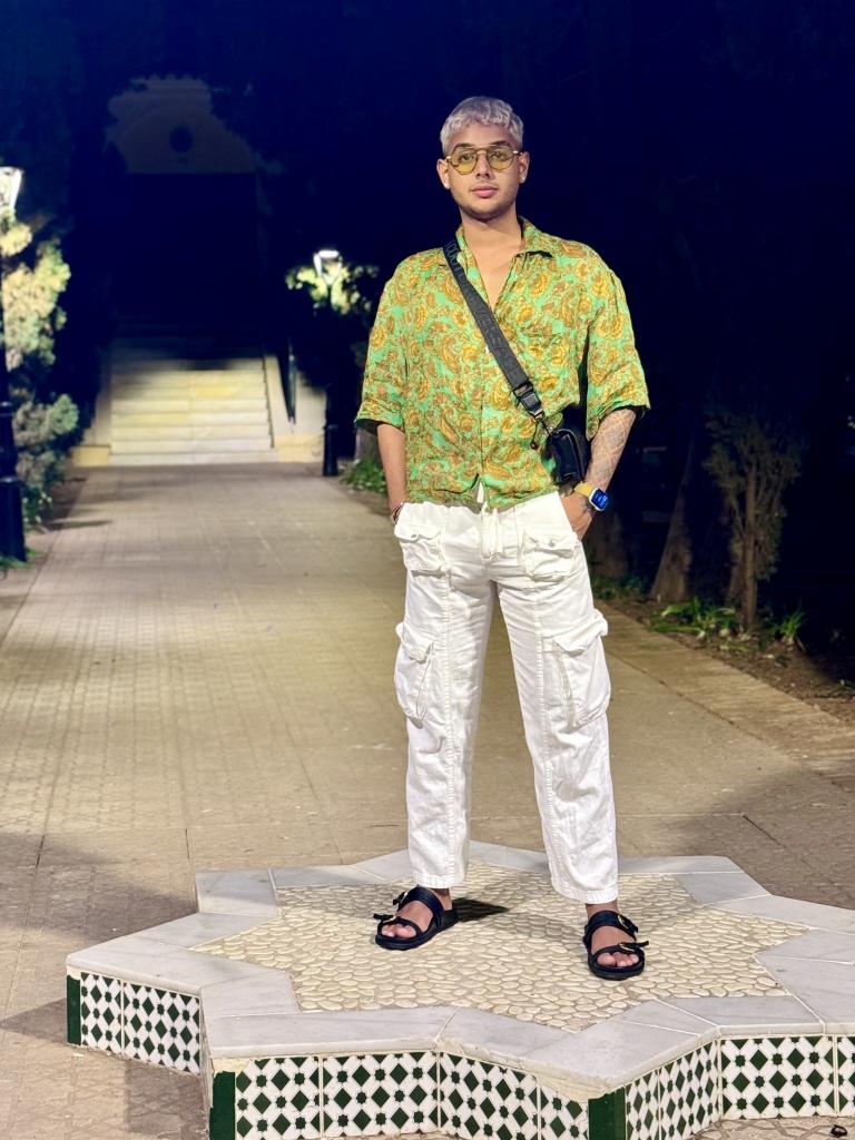 Chico busca chica en Málaga: 
