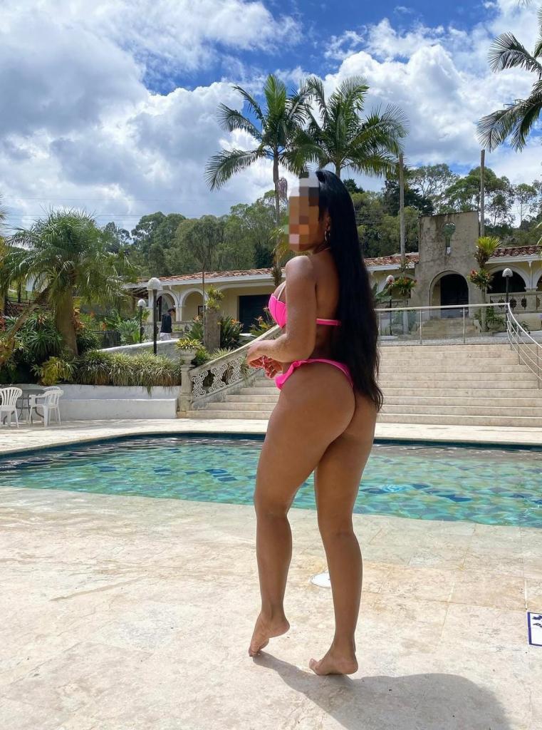 Chica busca chico en Pontevedra: 
