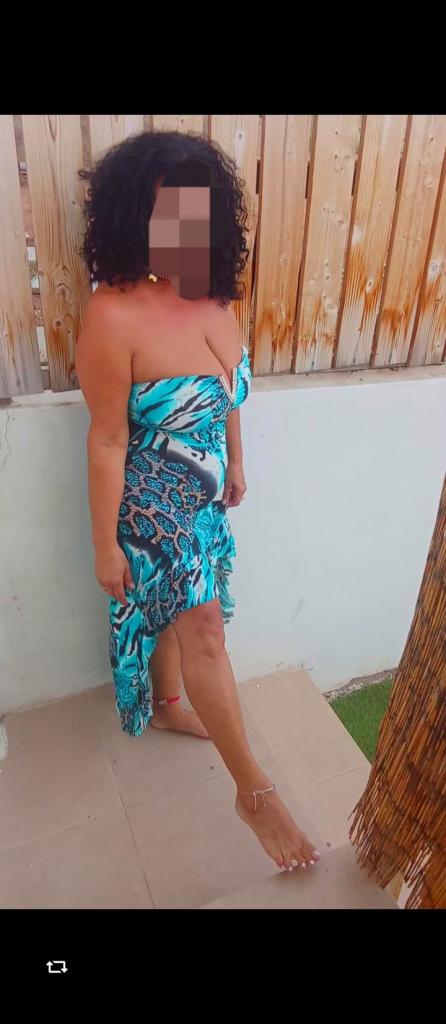 Chica busca chico en Tenerife: 