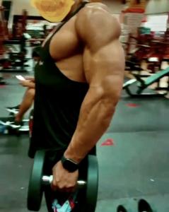 673259096: Chico busca chica en Málaga