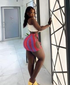 698943828: Chica busca chico en La Coruña