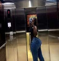 698943828: Chica busca chico en La Coruña