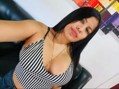 603795696: Chica busca chico en La Coruña