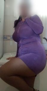 661108829: Chica busca chico en Sevilla