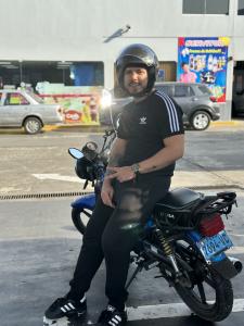 627195060: Chico busca chica en Alicante