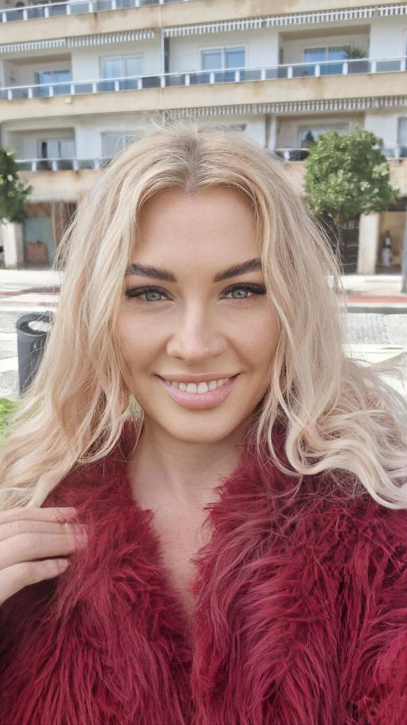 Chica busca chico en Cádiz: Chica busca chico