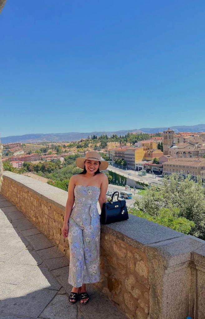 672536649: Chica busca chico en Madrid