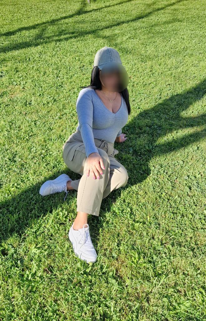 Chica busca chico en Menorca: 