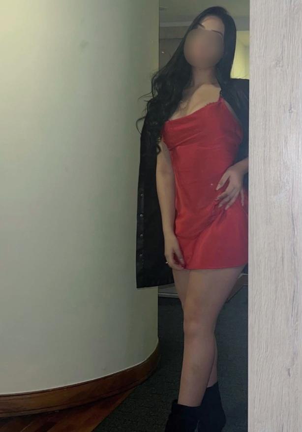 614044313: Chica busca chico en Lérida