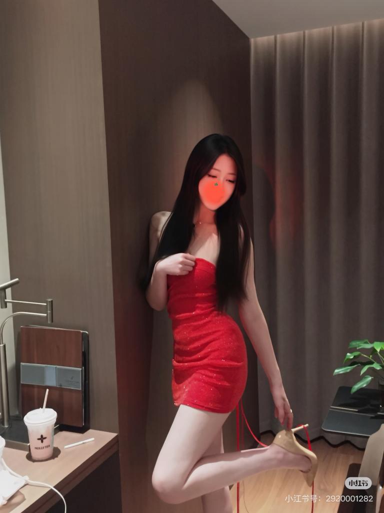 631219540: Chica busca chico en Huelva